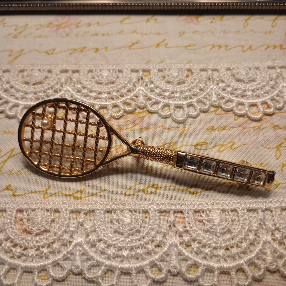 Vintage Gold Tone Tennis Racket Brooch